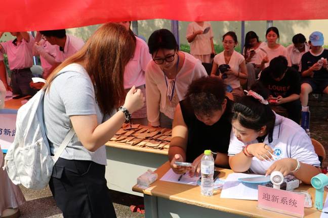 c35cfb40a189706a2f43fa420120dcde